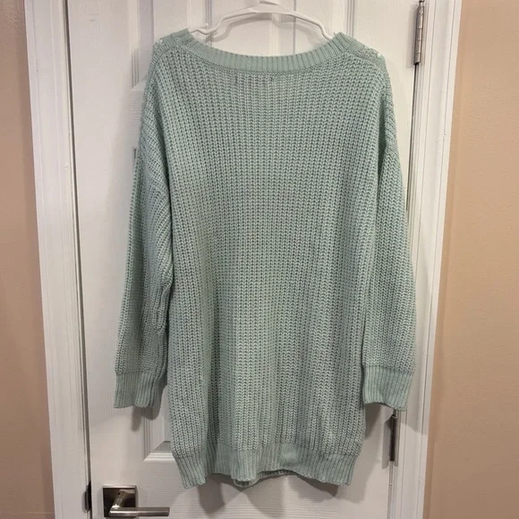 Women's Mint Green Sweater tunic - Picture 2 of 4